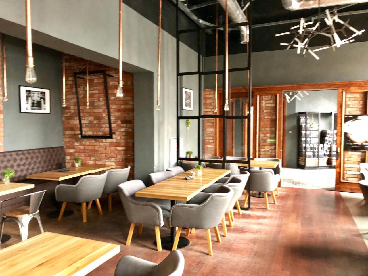 Staromiejski Piwowar Hotel Legnica Ngoại thất bức ảnh
